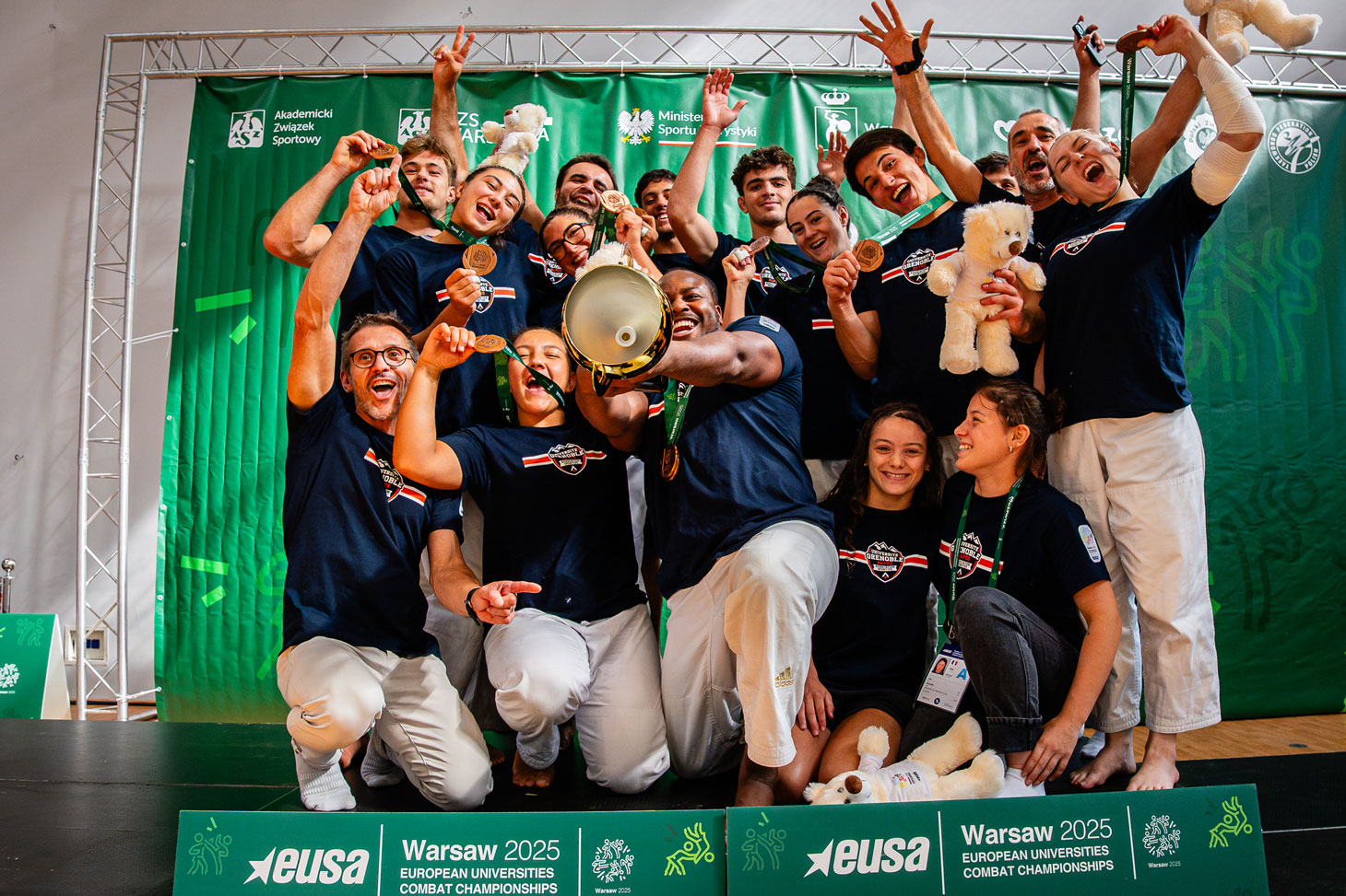 L’équipe mixte de judo de l’UGA médaillée de bronze © AZS Warszawa