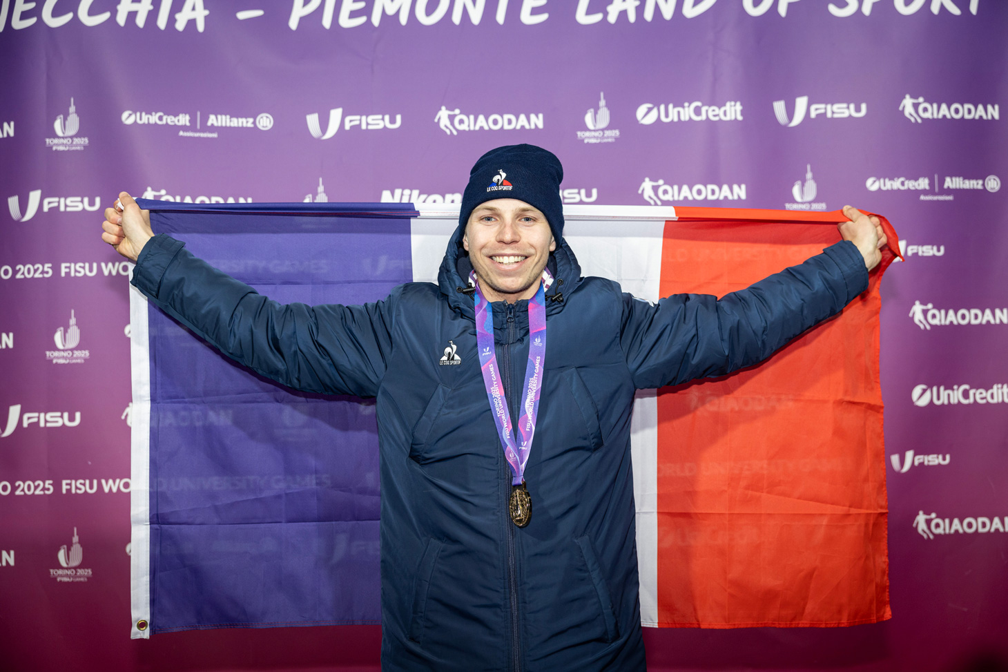 A three-time Paralympic champion in Beijing in 2022, Arthur Bauchet is one of 15 UGA athletes to win medals at the 2025 Winter FISU World University Games© @guillaume.mirand - FFSU